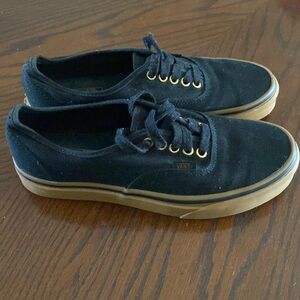 Vans men’s size 8 women’s size 9.5 only worn a couple of times